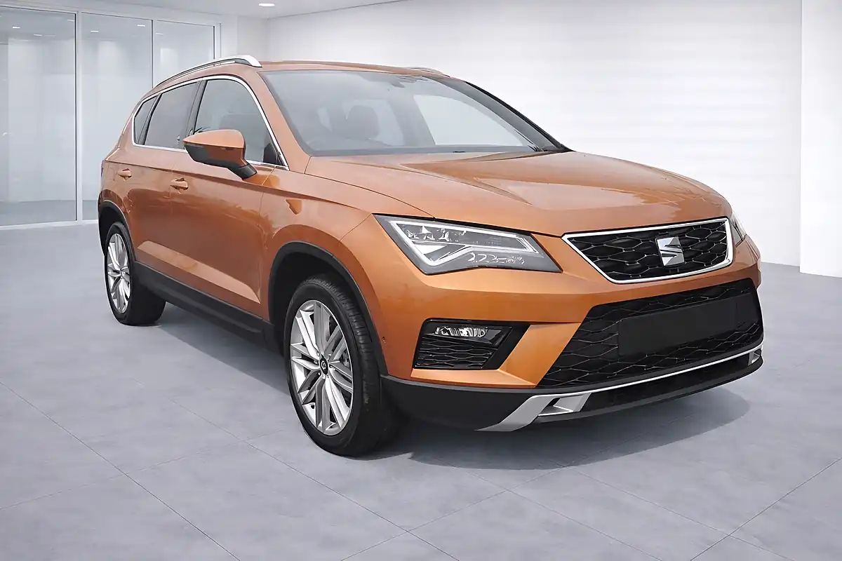 Used 2019 SEAT Ateca Xcellence Orange - Front View