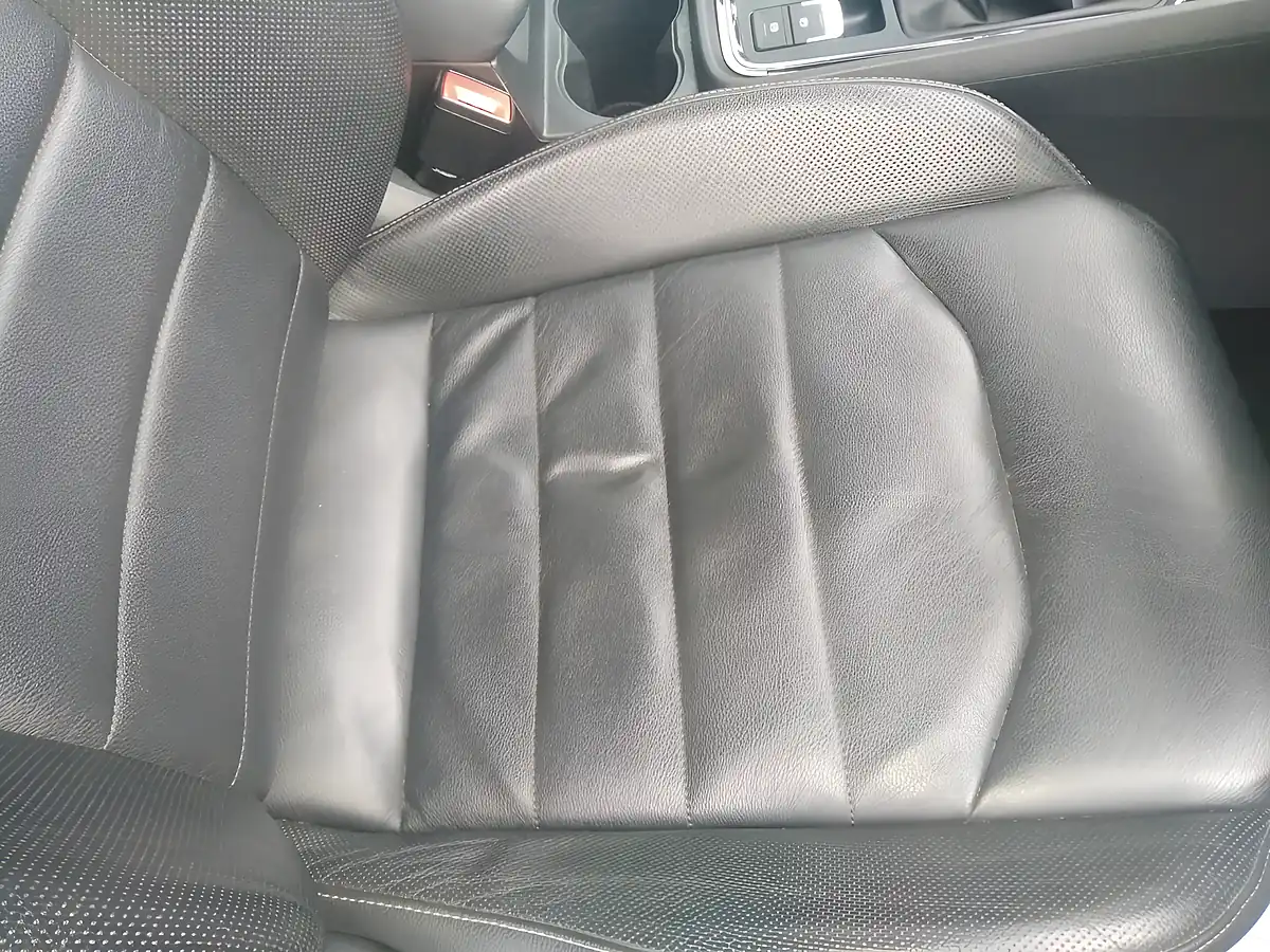 Used 2019 SEAT Ateca Xcellence Orange - Interior and Exterior details 11