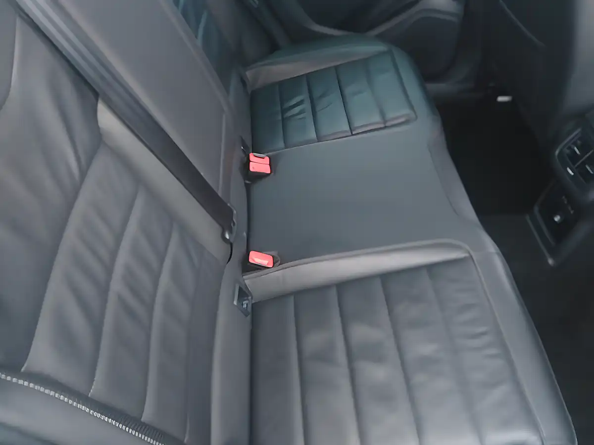 Used 2019 SEAT Ateca Xcellence Orange - Interior and Exterior details 14