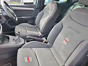 Used 2019 SEAT Ibiza Fr Blue - Interior and Exterior details 4