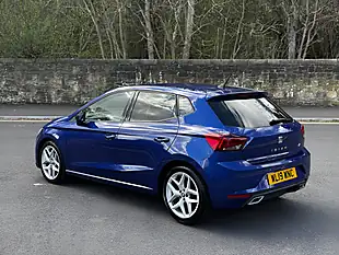 Used 2019 SEAT Ibiza Fr Blue - Interior and Exterior details 15