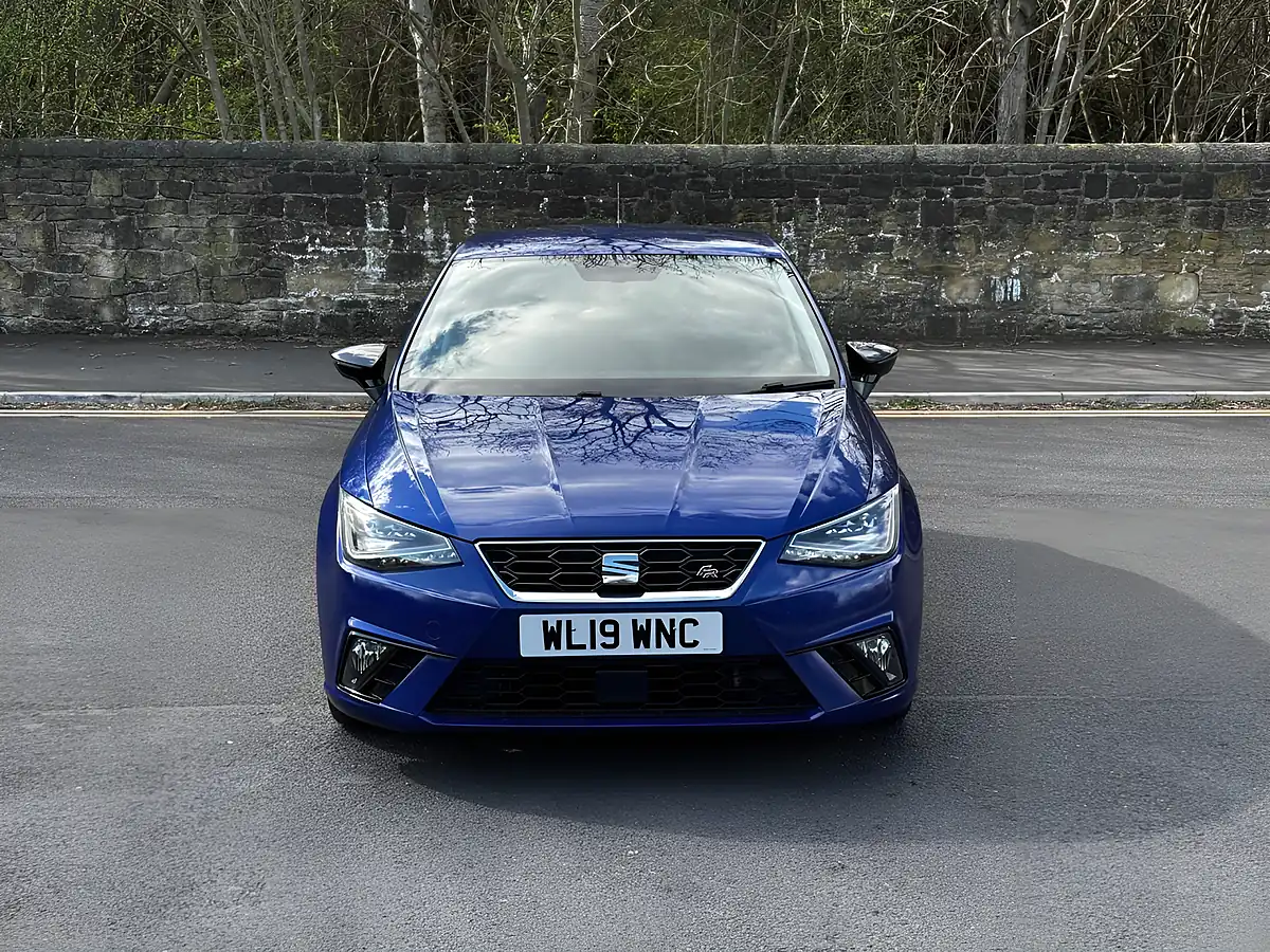 Used 2019 SEAT Ibiza Fr Blue - Interior and Exterior details 3