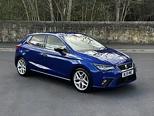 Used 2019 SEAT Ibiza Fr Blue - Interior and Exterior details 9