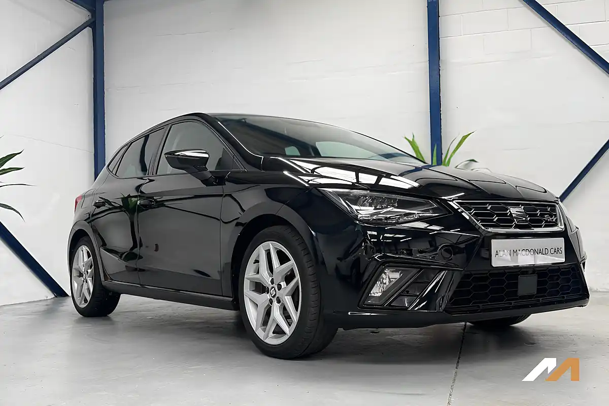 Used 2019 SEAT Ibiza Fr Midnight Black - Interior and Exterior details 10