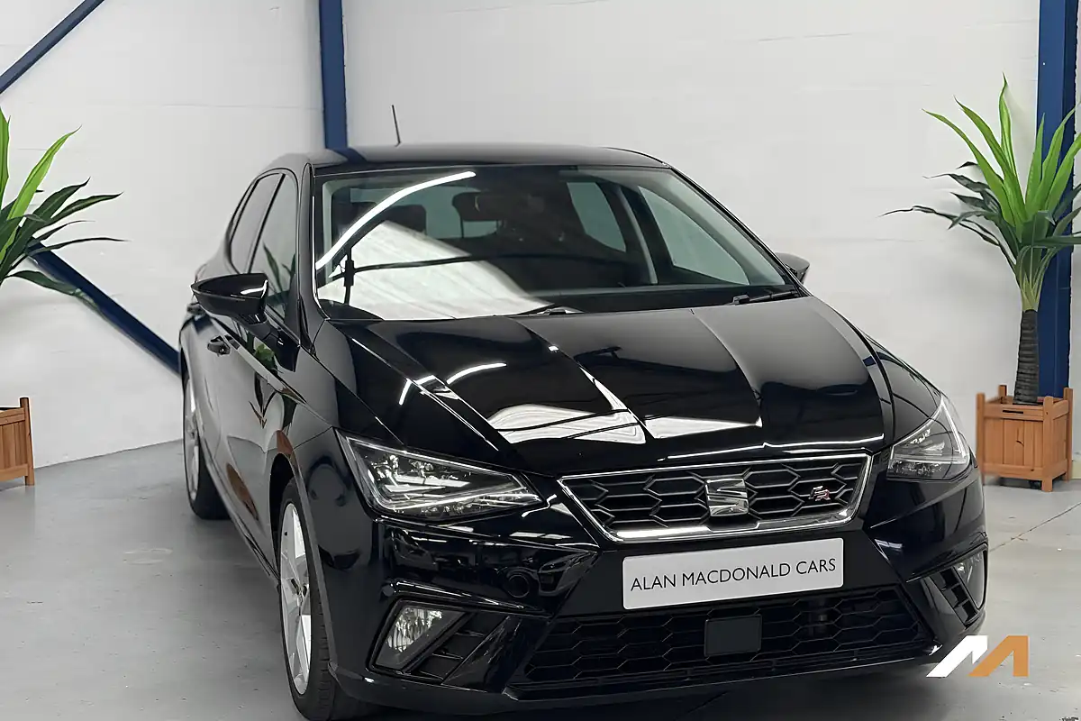 Used 2019 SEAT Ibiza Fr Midnight Black - Interior and Exterior details 6