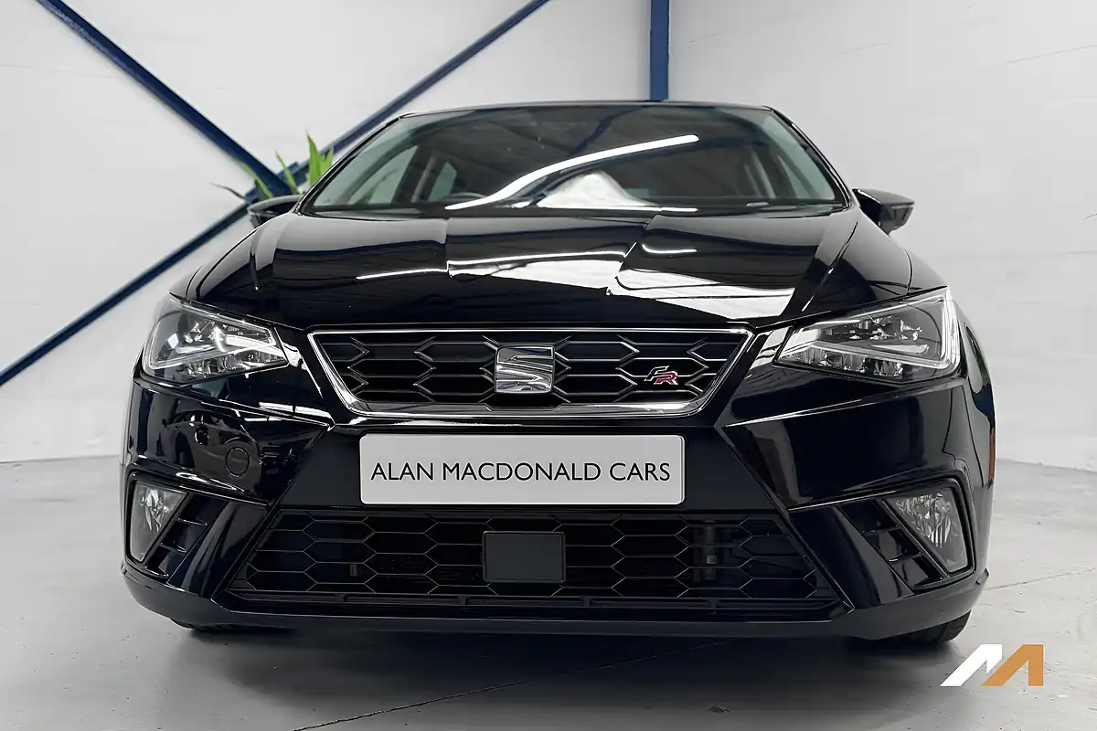 Used 2019 SEAT Ibiza Fr Midnight Black - Interior and Exterior details 9