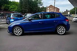 Used 2019 SEAT Ibiza Fr Mystery Blue Metallic - Interior and Exterior details 4