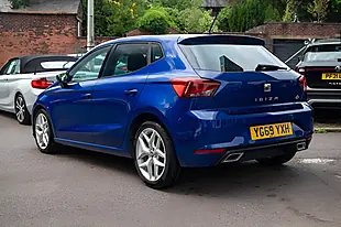 Used 2019 SEAT Ibiza Fr Mystery Blue Metallic - Interior and Exterior details 5
