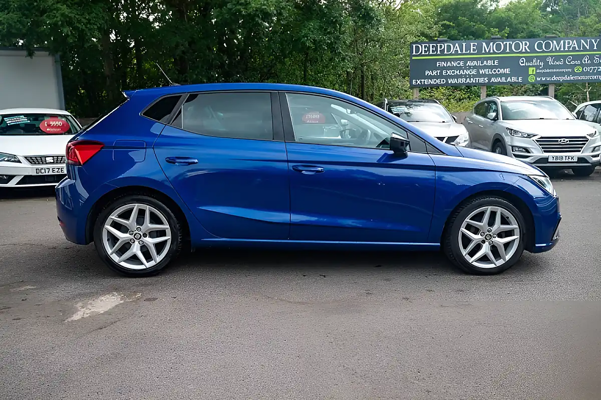 Used 2019 SEAT Ibiza Fr Mystery Blue Metallic - Interior and Exterior details 8