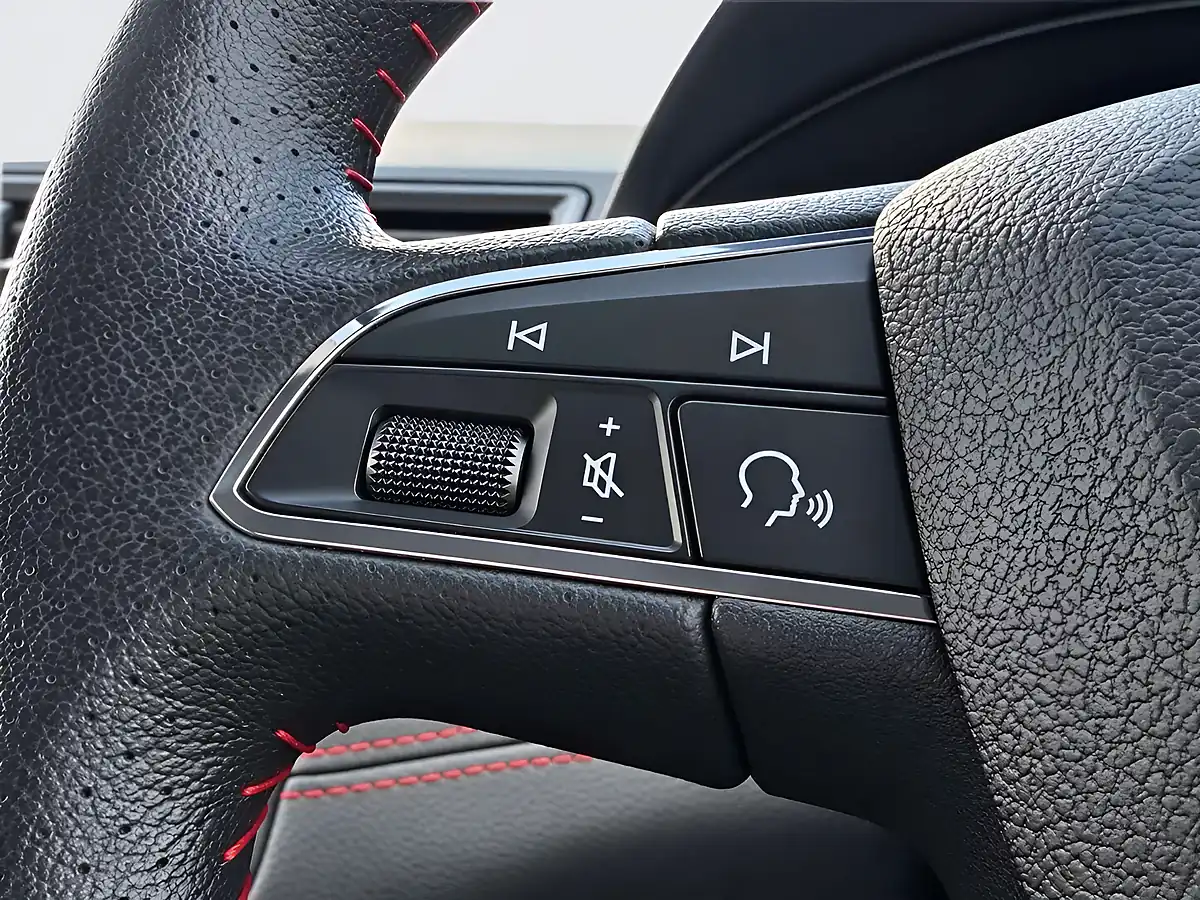 Used 2019 SEAT Ibiza Fr Red - Interior and Exterior details 13