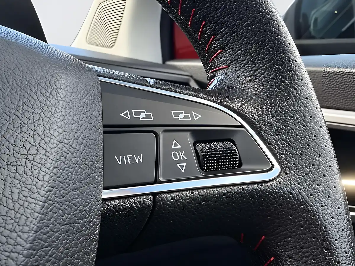 Used 2019 SEAT Ibiza Fr Red - Interior and Exterior details 14