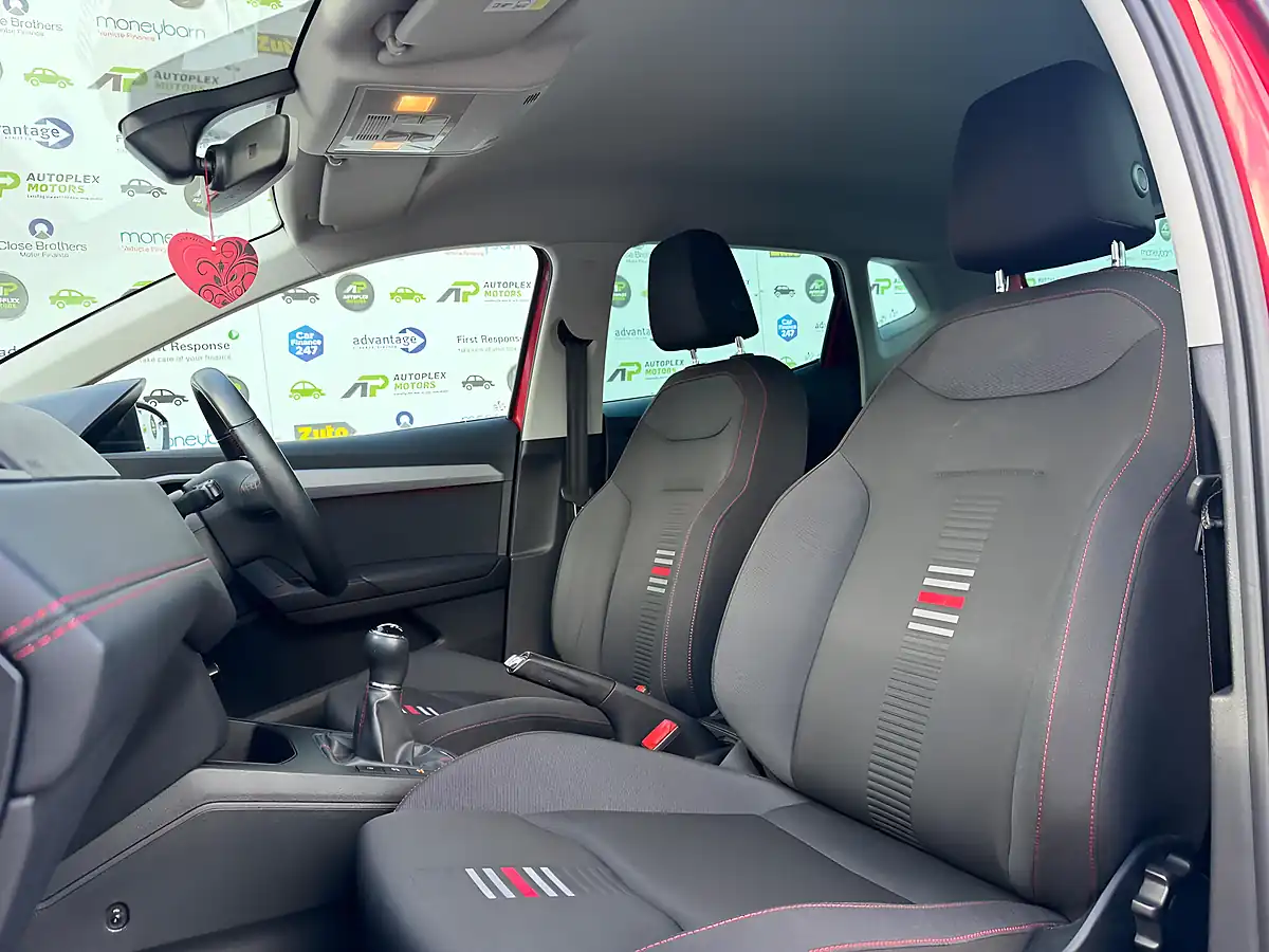 Used 2019 SEAT Ibiza Fr Red - Interior and Exterior details 12