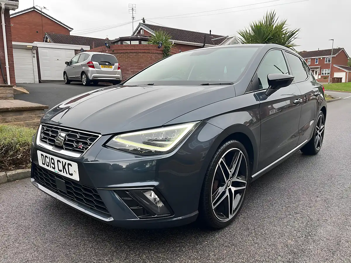 Used 2019 SEAT Ibiza Fr Sport - Front View