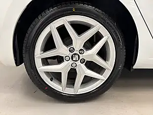 Used 2019 SEAT Ibiza Fr White - Interior and Exterior details 11