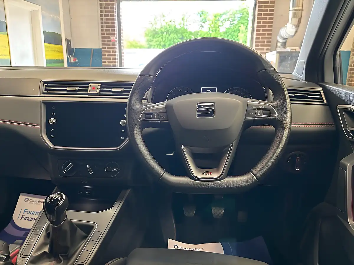 Used 2019 SEAT Ibiza Fr White - Interior and Exterior details 17