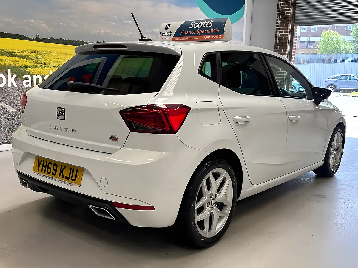 Used 2019 SEAT Ibiza Fr White - Interior and Exterior details 5