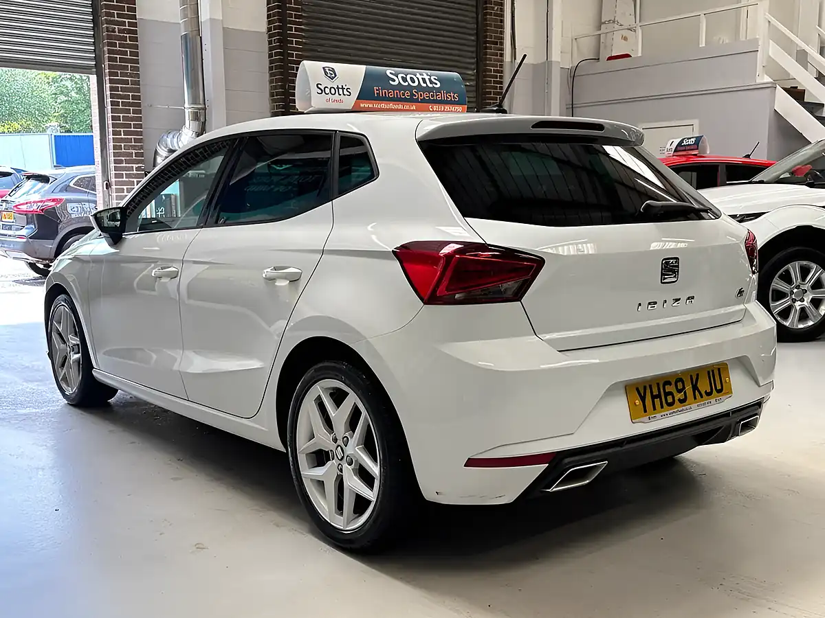 Used 2019 SEAT Ibiza Fr White - Interior and Exterior details 7