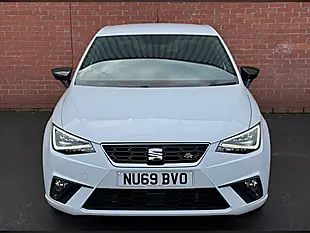 Used 2019 SEAT Ibiza Fr White - Interior and Exterior details 4