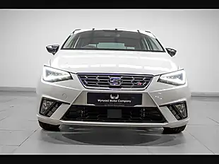 Used 2019 SEAT Ibiza Fr White - Interior and Exterior details 5