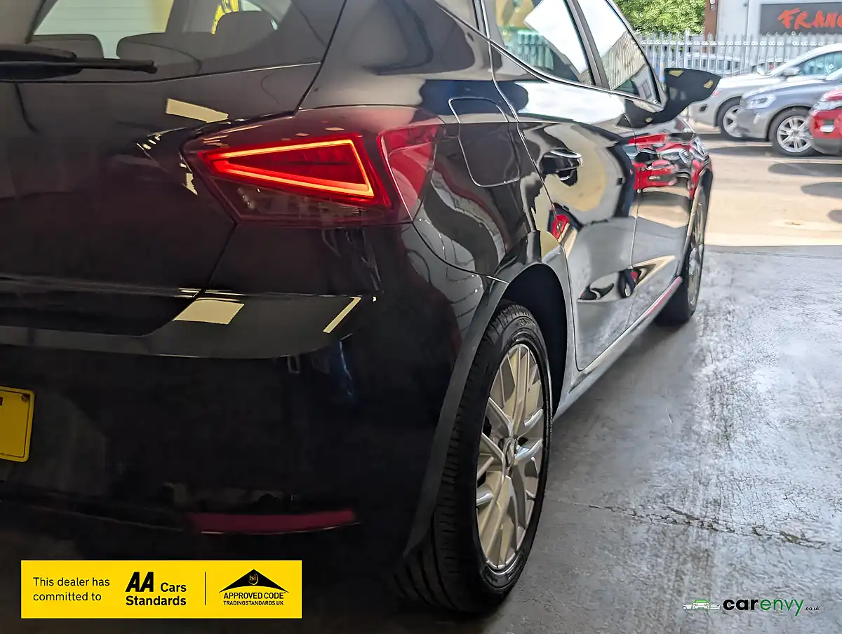 Used 2019 SEAT Ibiza Se Technology Black - Interior and Exterior details 9