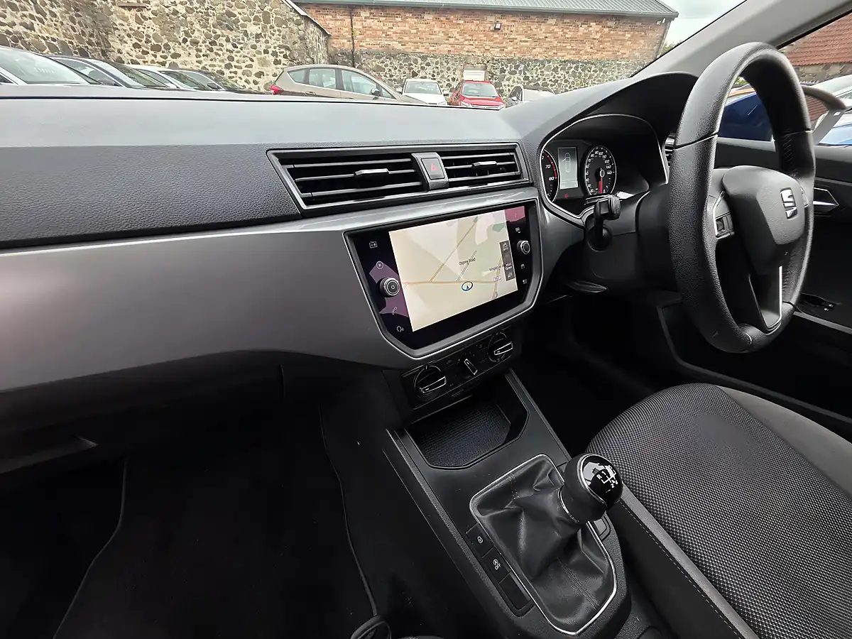 Used 2019 SEAT Ibiza Se Technology Blue - Interior and Exterior details 11