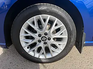 Used 2019 SEAT Ibiza Se Technology Blue - Interior and Exterior details 10
