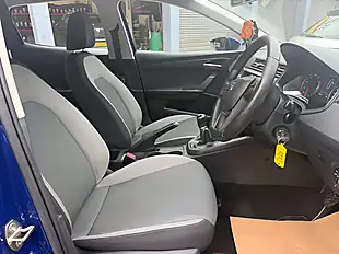 Used 2019 SEAT Ibiza Se Technology Blue - Interior and Exterior details 14