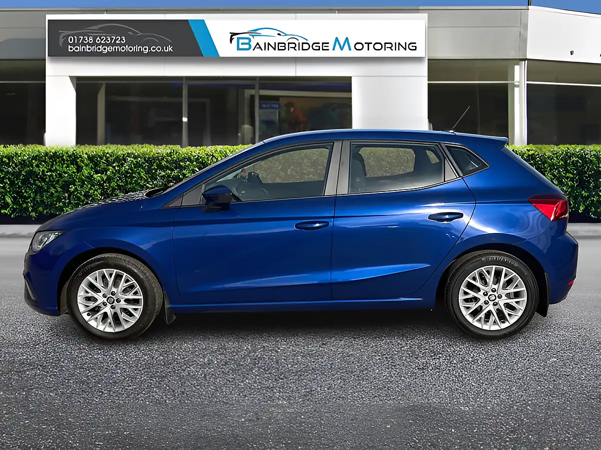 Used 2019 SEAT Ibiza Se Technology Blue - Interior and Exterior details 6