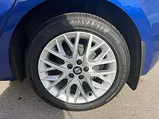 Used 2019 SEAT Ibiza Se Technology Blue - Interior and Exterior details 9