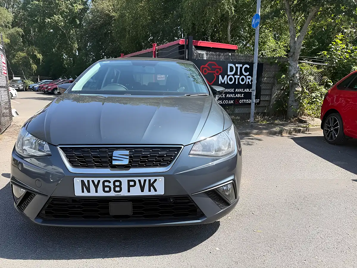 Used 2019 SEAT Ibiza Se Technology Grey - Front View