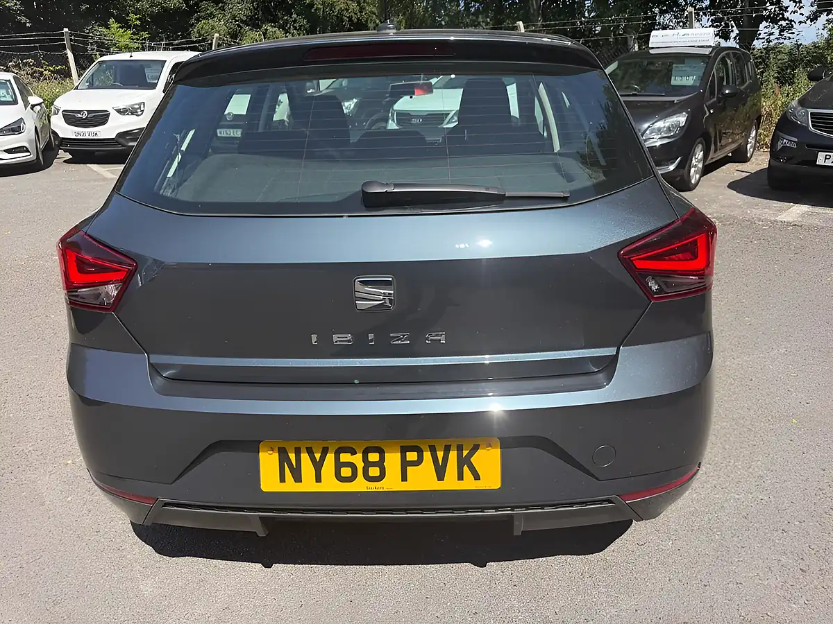 Used 2019 SEAT Ibiza Se Technology Grey - Interior and Exterior details 6