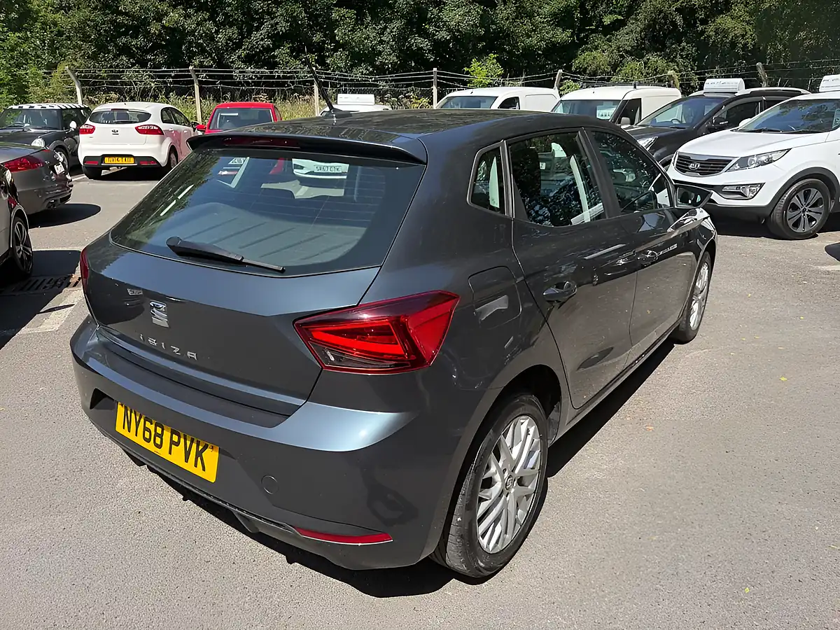 Used 2019 SEAT Ibiza Se Technology Grey - Interior and Exterior details 7