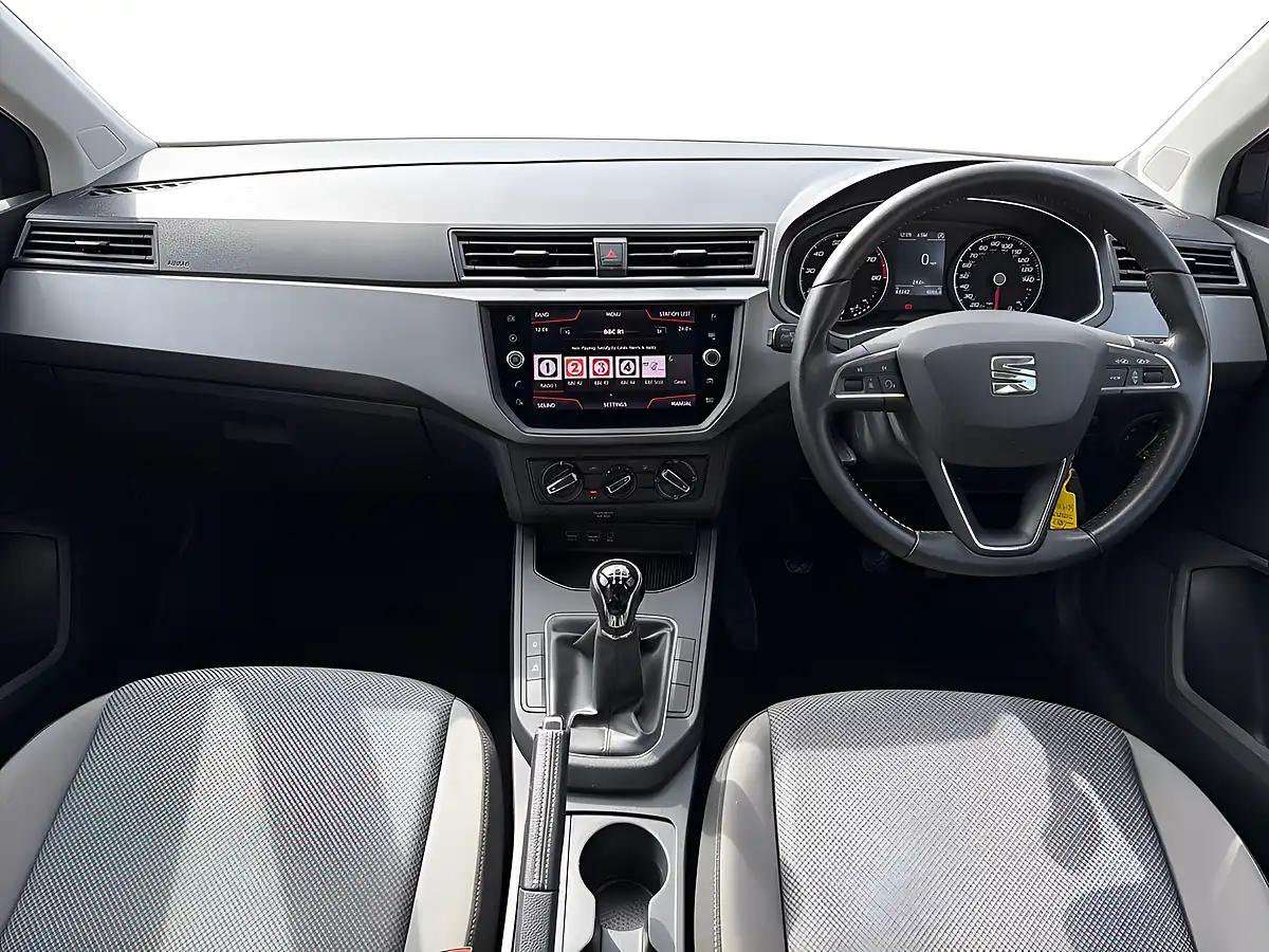 Used 2019 SEAT Ibiza Se Technology Grey - Interior and Exterior details 9