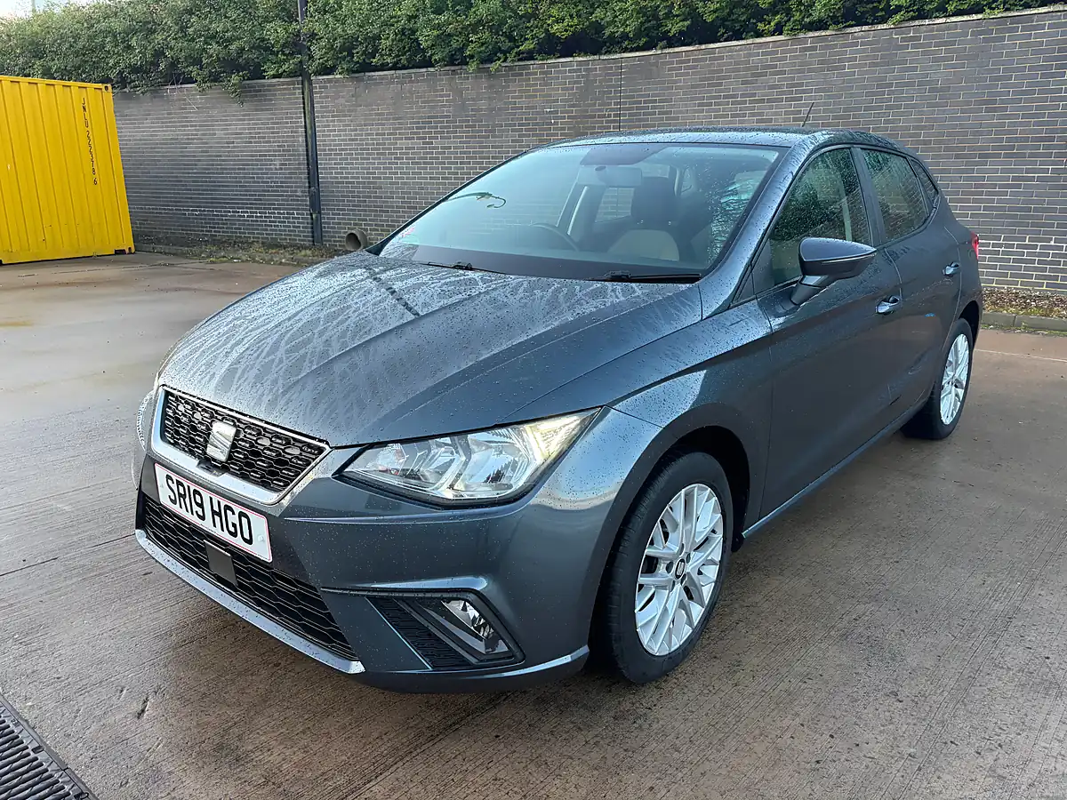 Used 2019 SEAT Ibiza Se Technology Grey - Front View