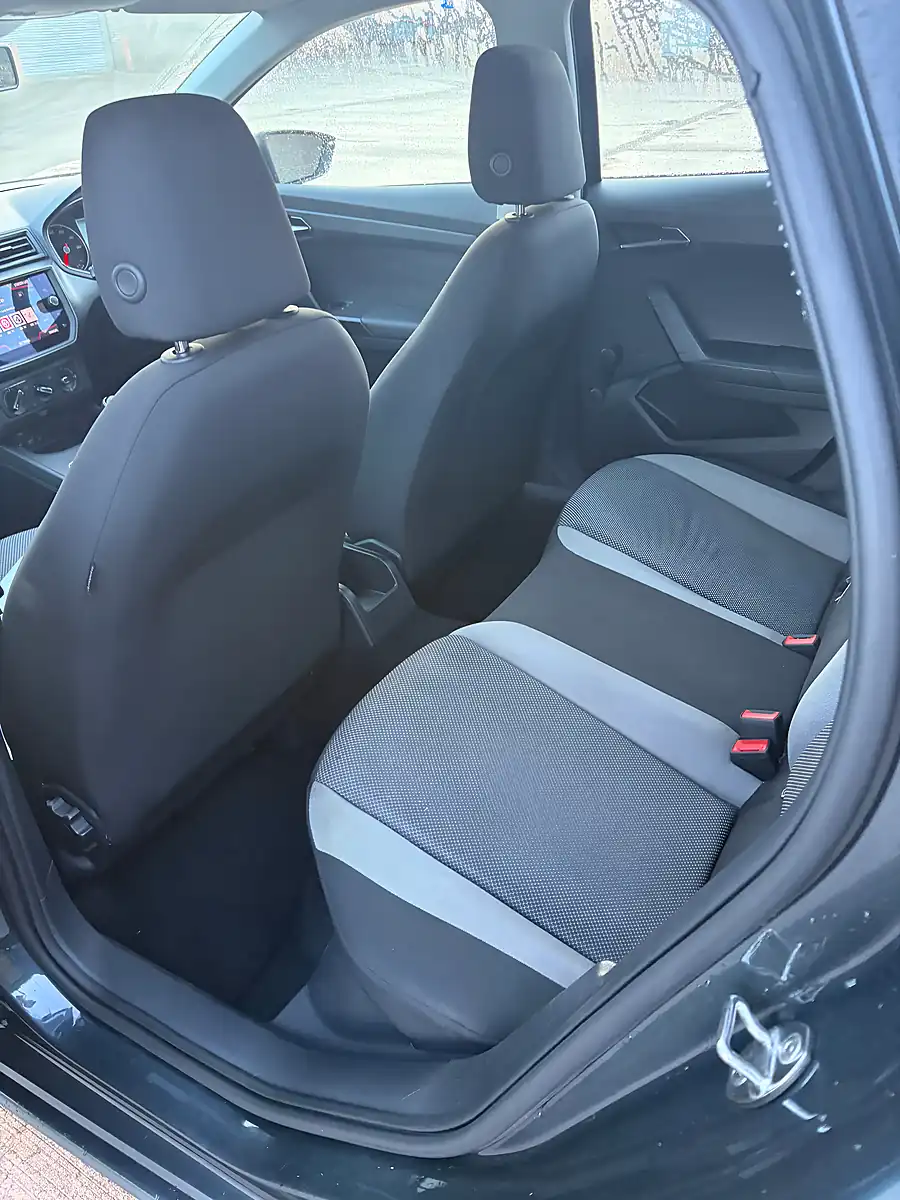 Used 2019 SEAT Ibiza Se Technology Grey - Interior and Exterior details 10
