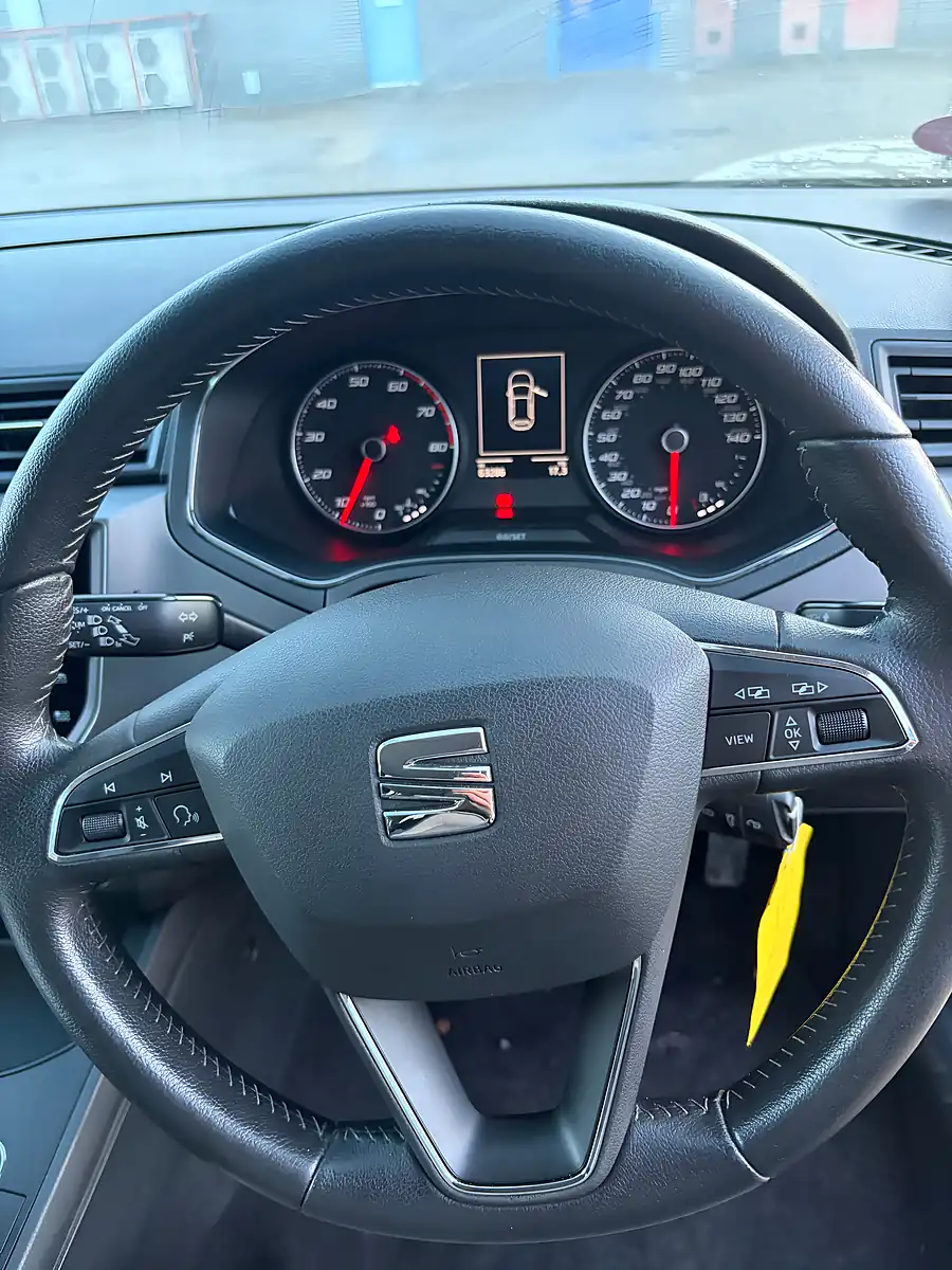 Used 2019 SEAT Ibiza Se Technology Grey - Interior and Exterior details 13