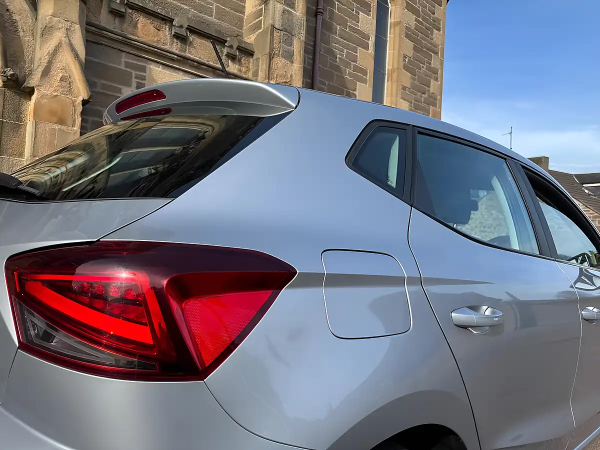 Used 2019 SEAT Ibiza Se Technology Silver - Interior and Exterior details 14