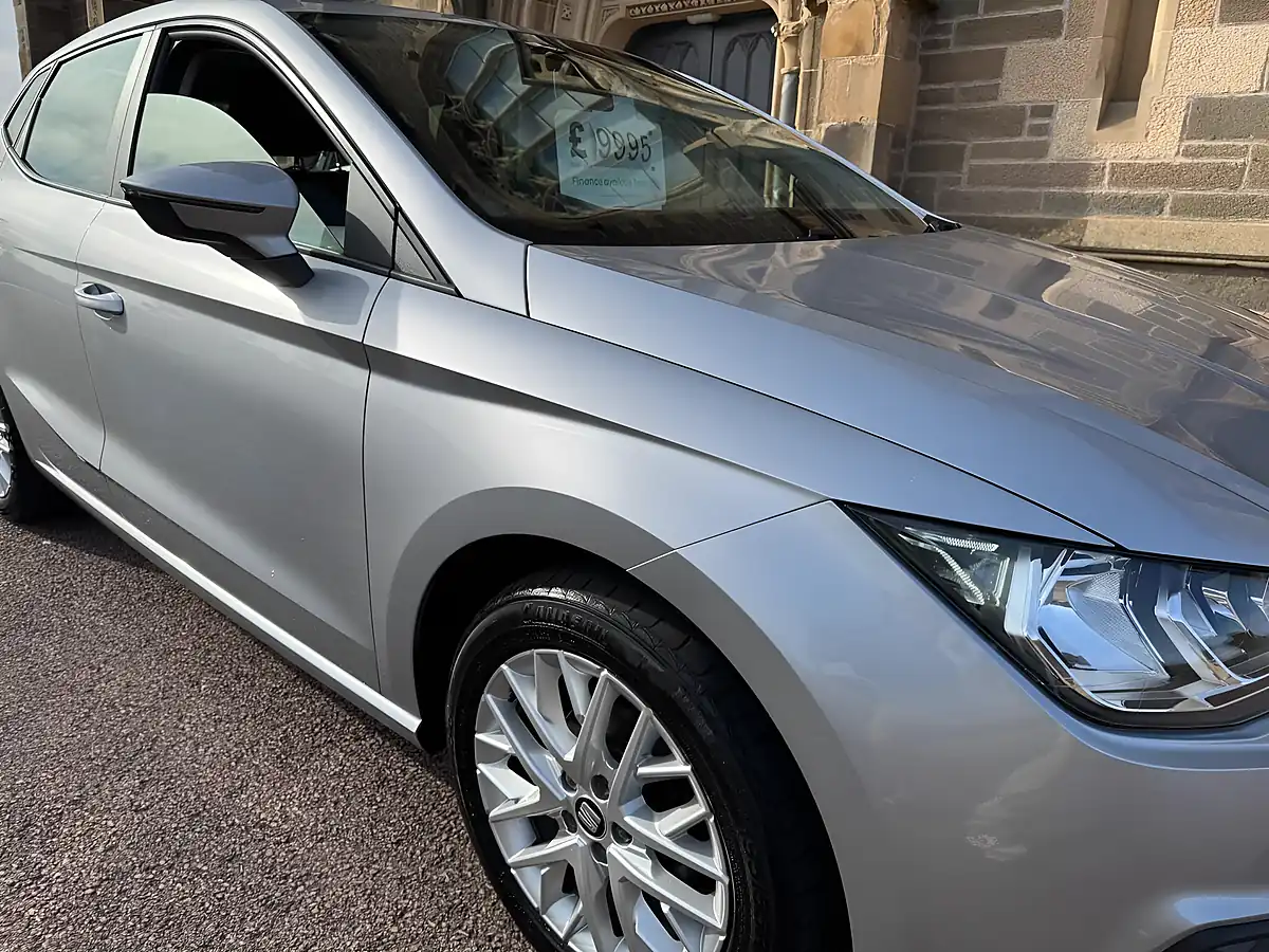 Used 2019 SEAT Ibiza Se Technology Silver - Interior and Exterior details 16