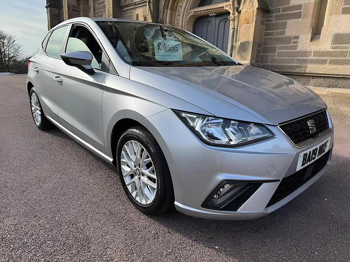Used 2019 SEAT Ibiza Se Technology Silver - Interior and Exterior details 9