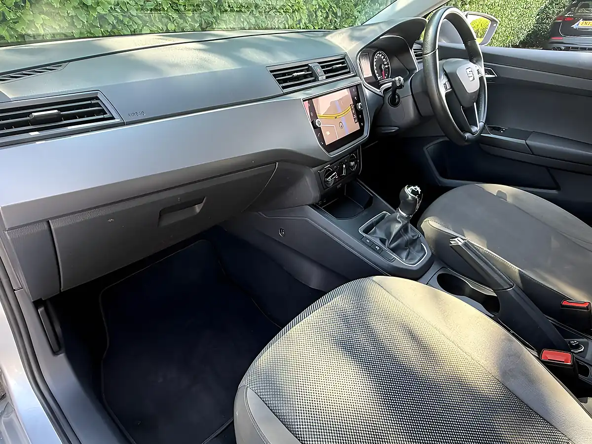 Used 2019 SEAT Ibiza Se Technology Silver - Interior and Exterior details 14