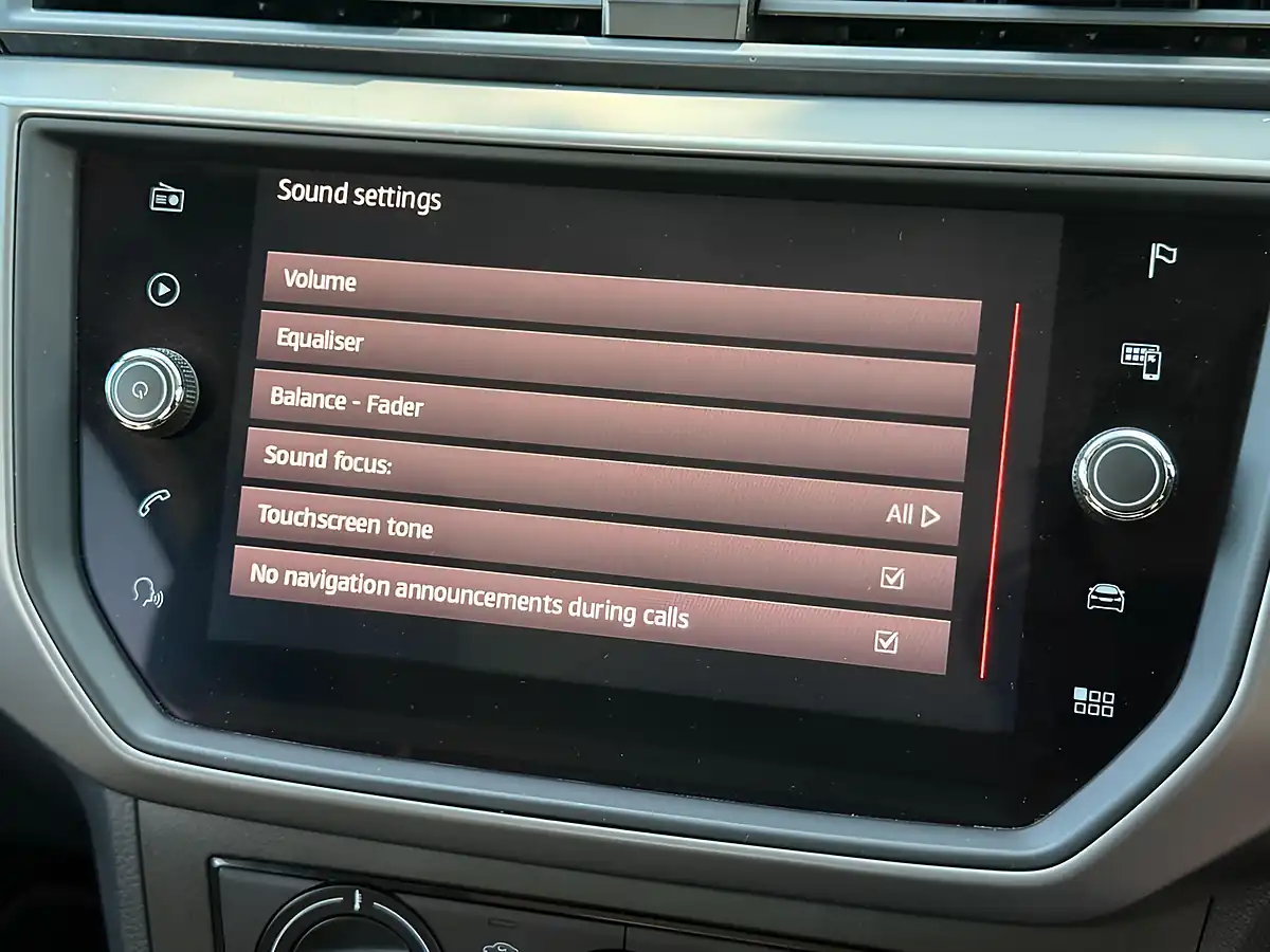 Used 2019 SEAT Ibiza Se Technology Silver - Interior and Exterior details 18