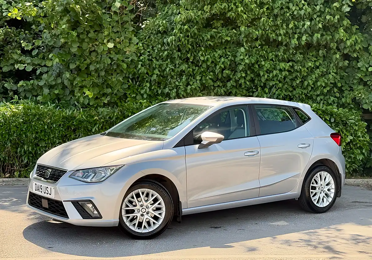 Used 2019 SEAT Ibiza Se Technology Silver - Interior and Exterior details 2
