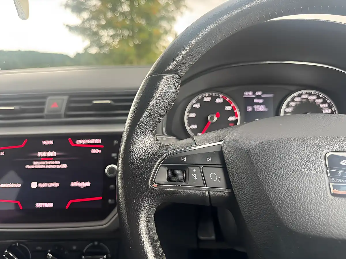 Used 2019 SEAT Ibiza Se Technology White - Interior and Exterior details 15