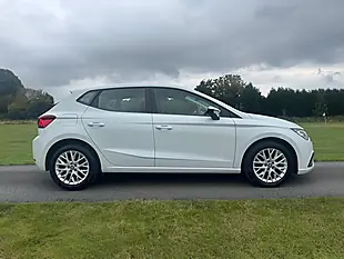Used 2019 SEAT Ibiza Se Technology White - Interior and Exterior details 2