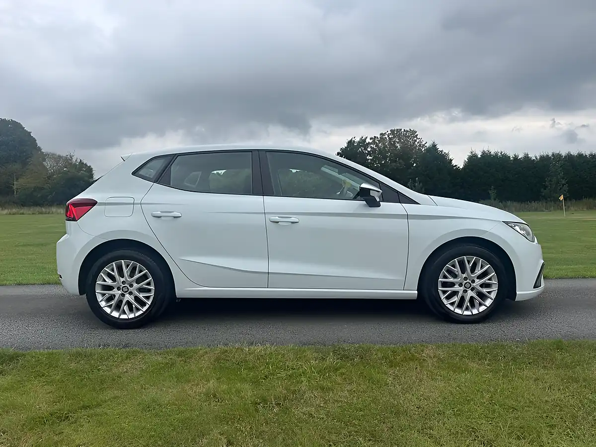 Used 2019 SEAT Ibiza Se Technology White - Interior and Exterior details 2