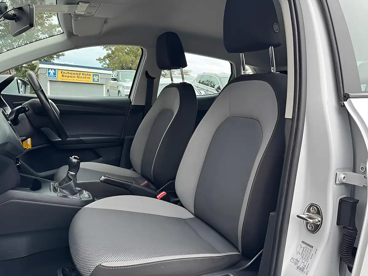 Used 2019 SEAT Ibiza Se Technology White - Interior and Exterior details 11