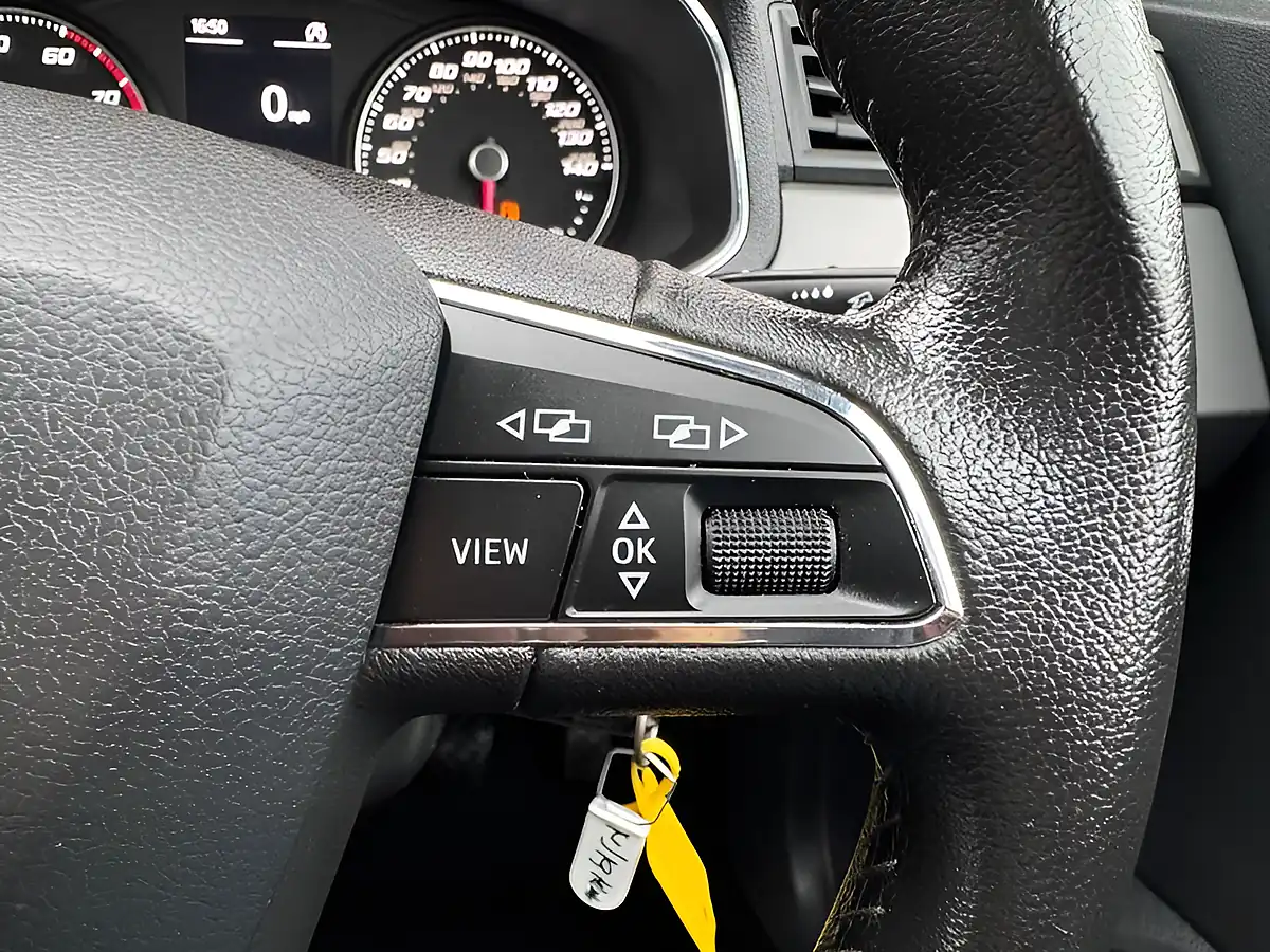 Used 2019 SEAT Ibiza Se Technology White - Interior and Exterior details 17