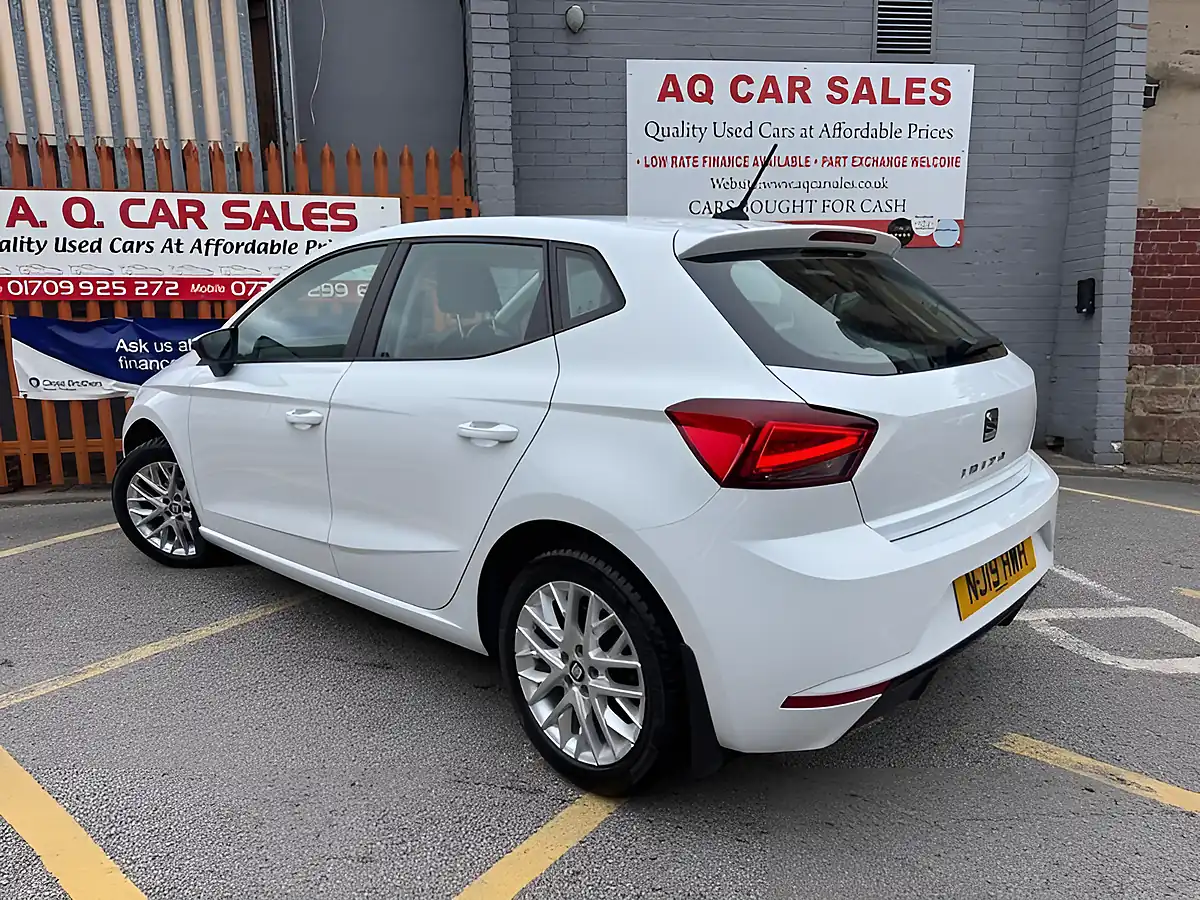 Used 2019 SEAT Ibiza Se Technology White - Interior and Exterior details 5