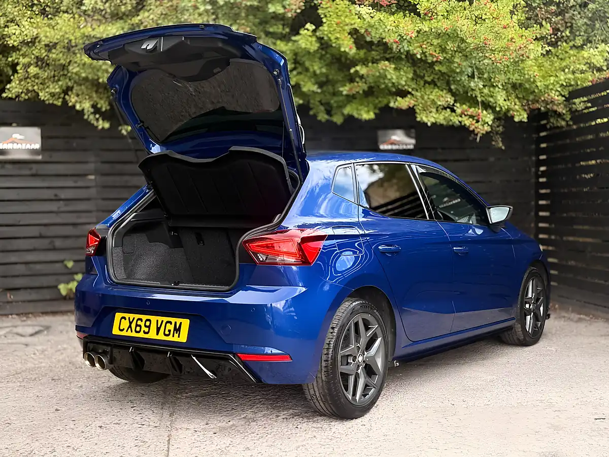 Used 2019 SEAT Ibiza Xcellence Blue - Interior and Exterior details 13