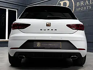 Used 2019 SEAT Leon Cupra 290 White - Interior and Exterior details 14